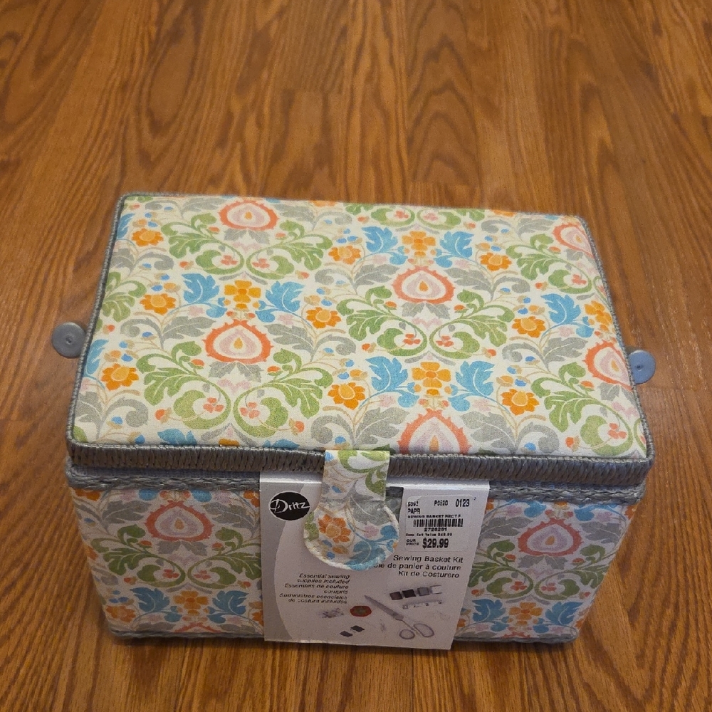 Dritz Floral Sewing Box